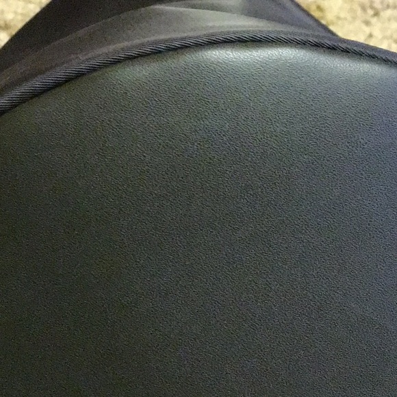 NWT green satin convertible sling / hobo bag - Picture 10 of 11